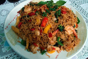 fried instant noodles-มาม่าแห้ง 