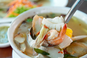 โป๊ะแตกทะเล