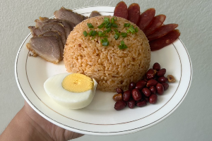 ข้าวคลุกซอส / မိုးကုတ်ထမင်းပေါင်း