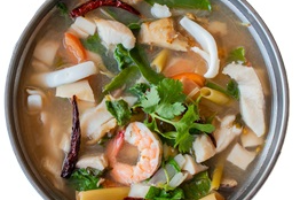 ต้มยำทะเล น้ำใส