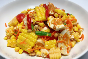 ตำข้าวโพดไข่เค็ม