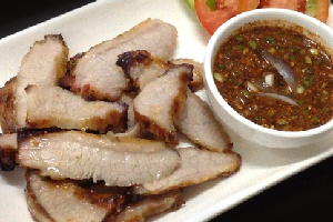 คอหมูย่าง