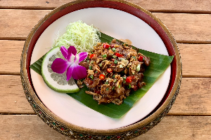หมูผัดกะปิ ( กับข้าว )  (Stir-fried Pork with Shrimp Paste)