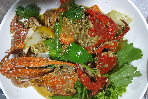 ผัดผงกะหรี่ปู