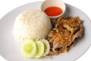 ข้าวหมูทอดกระเทียม