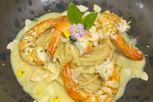 Linguine al Limone con mandorole
