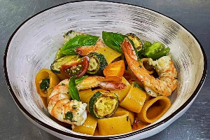 Calamarata con Gamberi e Zucchine