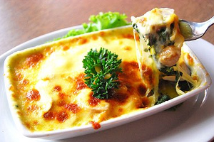 ผักโขมอบชีส