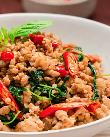 PAD KRA PAO / ผัดกะเพรา