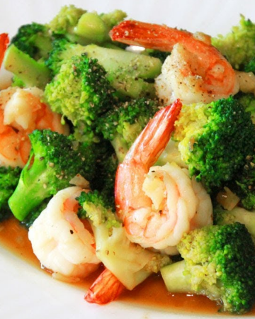 PAD BROCCOLI GOONG / ผัดบล็อคโคลี่กุ้ง 
