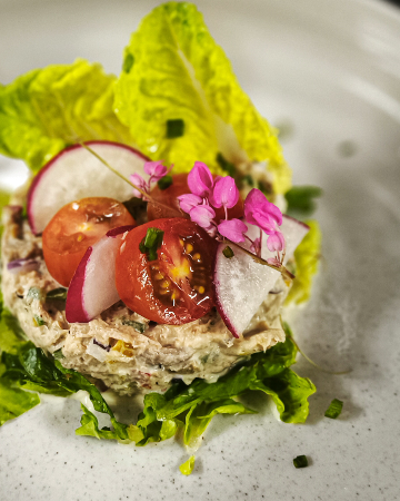 TUNA SALAD / สลัดทูน่า