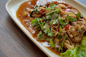 ยำปลากระป๋อง