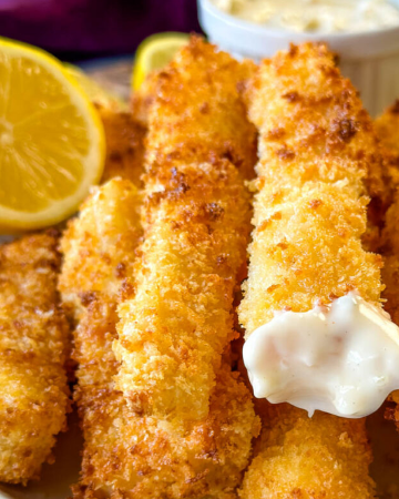 FISH FINGERS / ปลาชุบแป้งทอด 