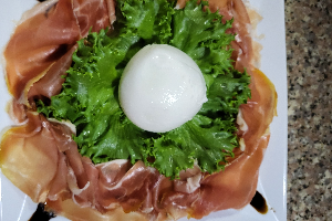 Fresh Mozzarella With Prosciutto Crudi di Parma