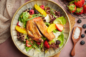 Khao Yai Duck Leg Salad