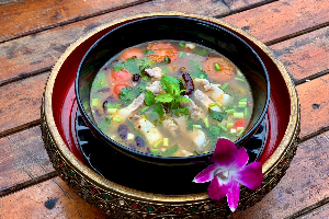 ต้มแซ่บหมู (Mekong River Fish Tom Yum)