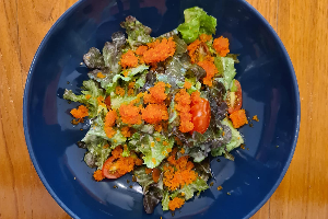 สลัดไข่กุ้ง