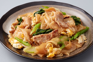 ผัดซีอิ๊วหมู/ไก่