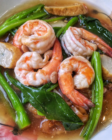 ราดหน้ากุ้ง คะน้าฮ่องกง