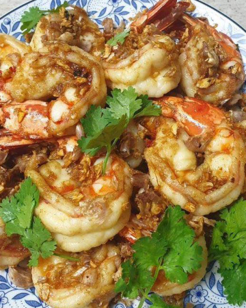 กุ้งกระเทียมพริกไทย