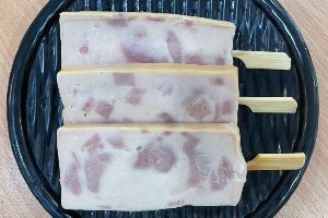 สเต็กหมูเสียบไม้