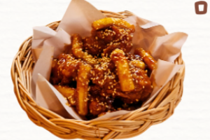 🔸 ไก่ทอดซอสกระเทียม 🔸 마늘 양념치킨 🔸 Garlic Soy  Fried Chicken
