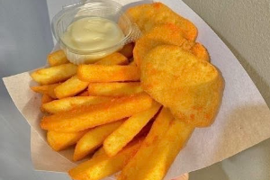 เฟรนช์ฟรายส์+นักเก็ต