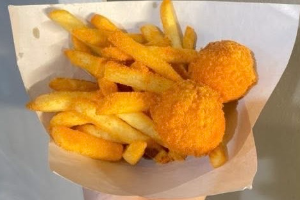 เฟรนช์ฟรายส์+ชีสบอล