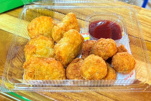 ไก่ป๊อป+นักเก็ต