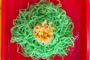หมี่หยกลวก / Boiled Jade Noodles