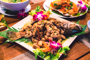 ปลากะพงยำสมุนไพร ( Spicy Sea Bass Salad With Fresh Herbed Thai style )