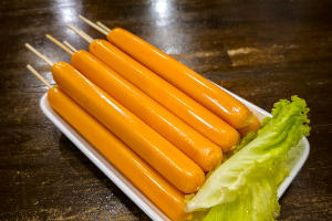 ไส้กรอกไก่ (ชีส)