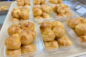  เอแคลร์นมสด