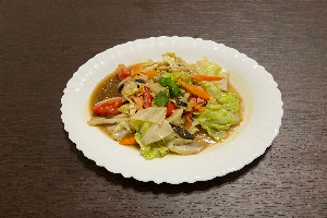 Stir-Fried Mixed Vegetables with Rice (ბრინჯით შემწვარი ბოსტნეული)