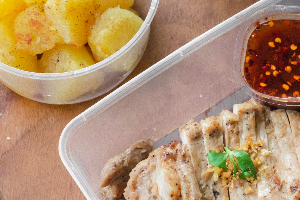 สเต็กอกไก่ย่างลีนมันฝรั่งกริลล์