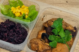 ข้าวไรซ์เบอร์รี่+ไก่ตุ๋นเห็ดหอม