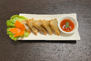 Beef Spring Rolls (ძროხის სპრინგ რულონები)