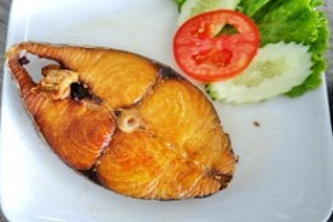 Grill mackered steak