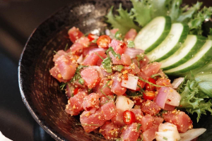 ก้อยทูน่า (Koi Tuna - Spicy Tuna Salad)