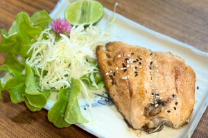 ปลาซาบะย่างเกลือ Grilled Saba w/ Salt