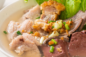 0103 เกาเหลาหมูนุ่ม