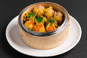 S16 ขนมจีบหมูพริกไทยดำ