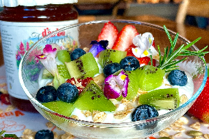 Yogurt With Mix Fruit 