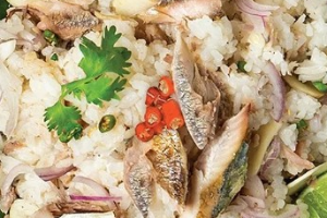 S12 ข้าวแมว (ปลาทูคลุก)