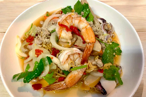 ยำมาม่าทะเล