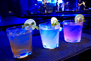 ซัมเมอร์ โกลด์,ไวท์,พิ้งค์