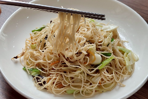 ผัดหมี่ฮองกง