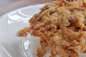 ไข่เจียวทรงเครื่อง