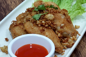 ปีกไก่ทอด