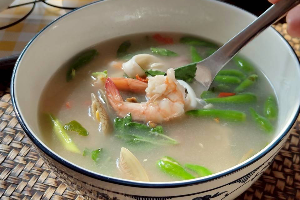 ต้มยำโป๊ะแตก